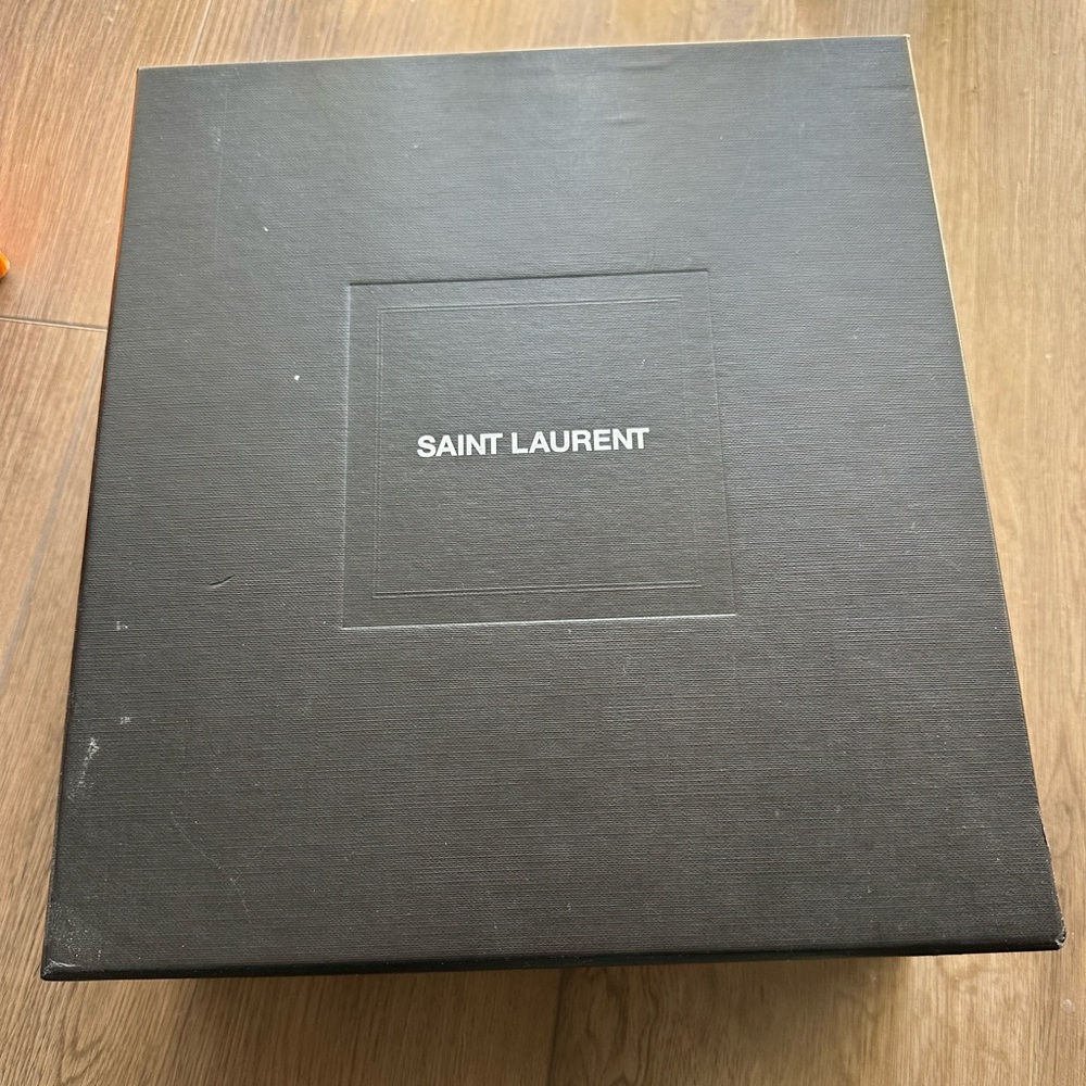 38 1/2 YSL heel. Sparkly black! Pre-owned - Picture 2 of 10